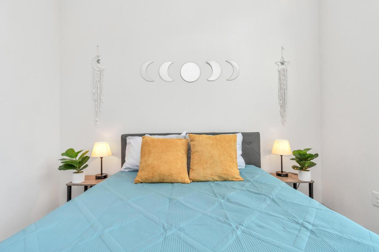 Penthouse Cool-Oasis-In-Houston-Rental Car Available-View-Great-Sleep Экстерьер фото